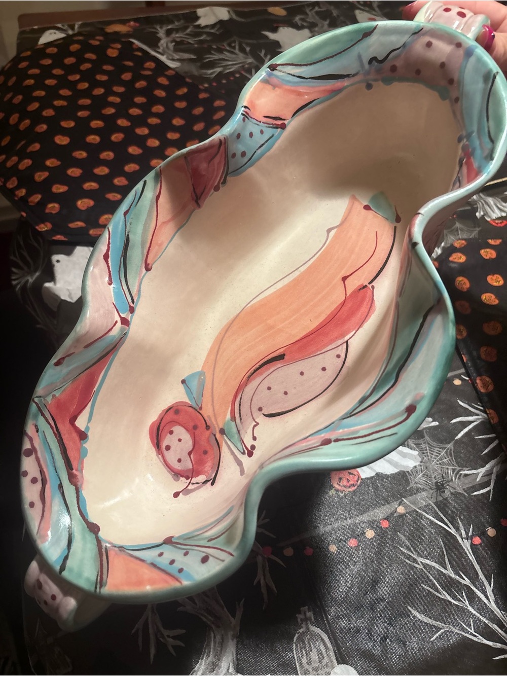 Exquisite hand crafted Serving bowl pottery
